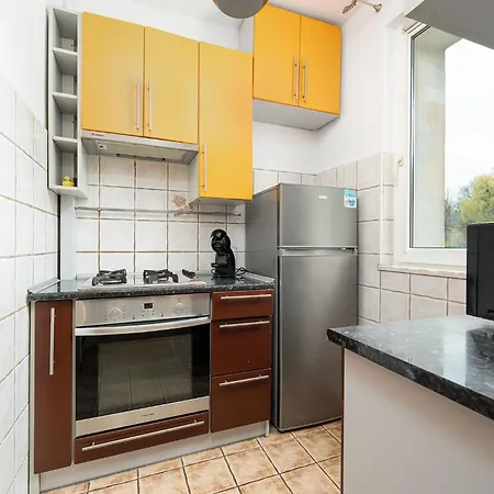 Lägenhet Rentplanet - Anielewicza Warszawa